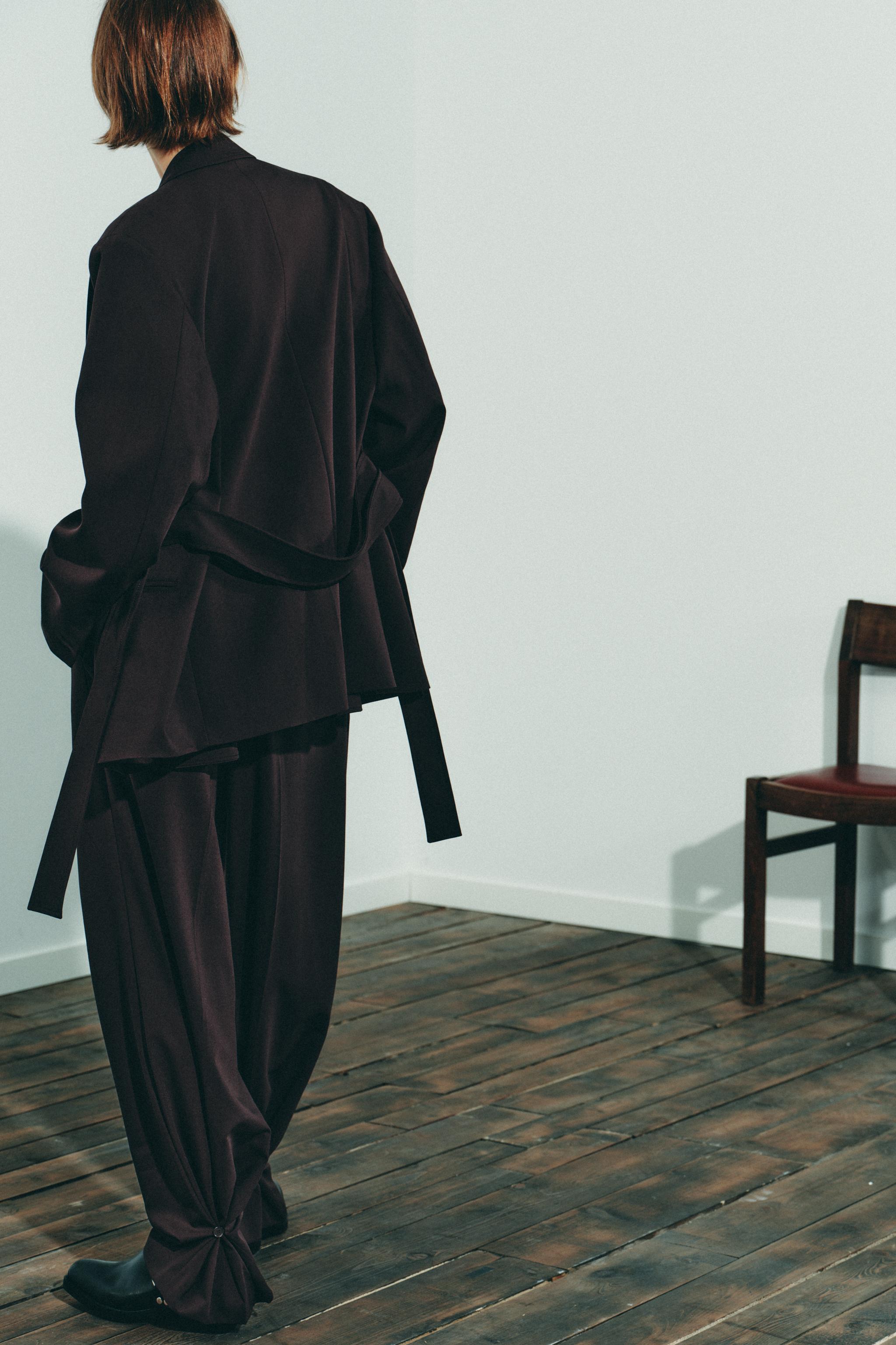 BELTED BLAZER